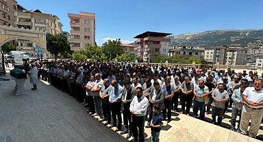 DAĞ Ailesinin Acı Günü..Sevilen Servisçi Cuma Dağ Vefat Etti