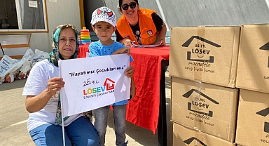LÖSEV KAHRAMANMARAŞ’TAKİ DEPREMZEDE KANSER HASTALARINI UNUTMADI