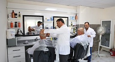 Başkan Mahçiçek’ten 60 Yaş Üstü Vatandaşlara Ücretsiz Berber Hizmeti