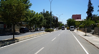 Büyükşehir Türkoğlu’nda İstiklal Caddesi’ni Yeniledi
