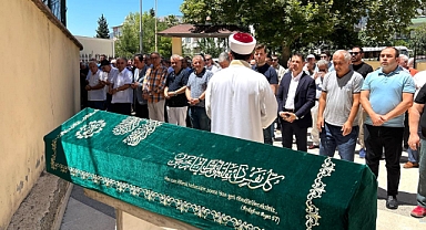 Nazire Özkars Vefat Ett