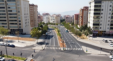 Büyükşehir Bir Caddeyi Daha Yeniledi
