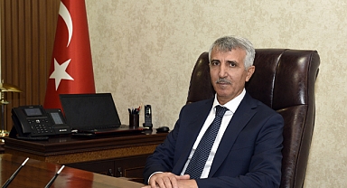 VALİ MÜKERREM ÜNLÜER’İN 30 AĞUSTOS ZAFER BAYRAMI MESAJI