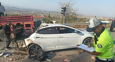 Sakçagözünde Feci Kaza 5 Ölü 17 Yaralı...!