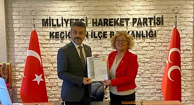 Ayşegül Ayvalık MHP Belediye Meclis Üyeliği İçin Müracatını Yaptı
