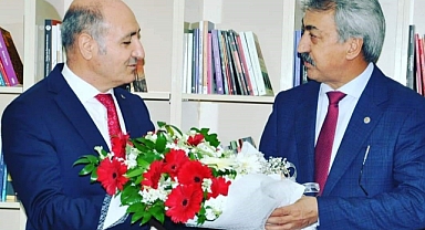 Başarılı Müdür Köroğlu Kıraç Belediye Başkan A.Adaylığı İçin İstifa Etti