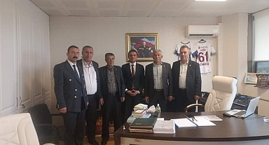Göksunlu Muhtarlar Daire Başkanı Aziz Kömürcü'yü Ziyaret Etti