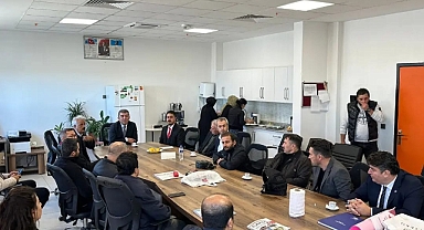 Hürriyetçi Eğitim-Sen Sahalarda ..Öğretmenin Yanında...