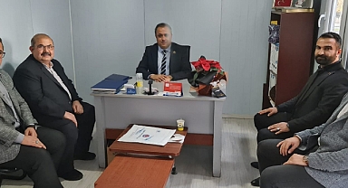 Kevser Diş Polikliniği Tımarcıoğlu'ndan MHP İl Başkanı Demiröz' e Ziyaret