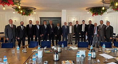 MHP Kasım Ayı İlçe Başkanları Toplantısını Gerçekleştirdi