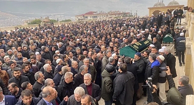 Kanaat Önderi İş İnsanı Mahmut Dokumacı Son Yolculuğuna Uğurlandı