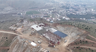 Türkoğlu’nun Yeni Acil Durum Hastanesi Hızla Yükseliyor