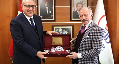 Başkan Aydıner'e Pazarcık Fahri Hemşehrilik Beratı Verildi