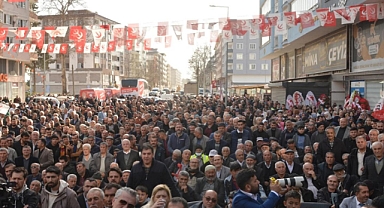 Türkoğlu Yeniden Refah Seçim Bürosu Açılışı Mitinge Dönüştü
