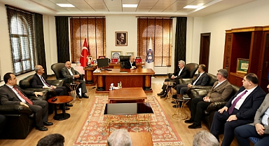 İSTİŞAREYE AÇIK BİR YÖNETİM SERGİLEYECEĞİZ