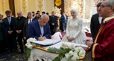 Köfte ve Nedirli Ailelerinin Mutlu Günü