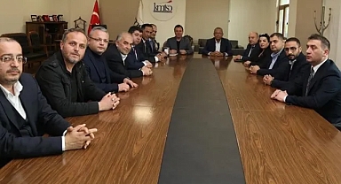 Salman Arıkan’’ Meydanlardan Birine