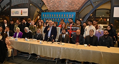 Başkan Mahçiçek’ten AK Parti Onikişubat İlçe Teşkilatına Duygusal Veda