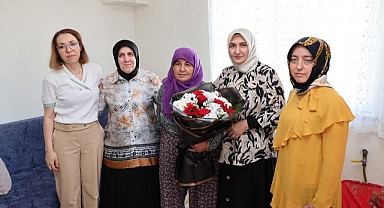 Dr. Selma Ünlüer Hanımefendi, Şehidimiz Mehmet Ali Horoz’un Ailesini Ziyaret Etti