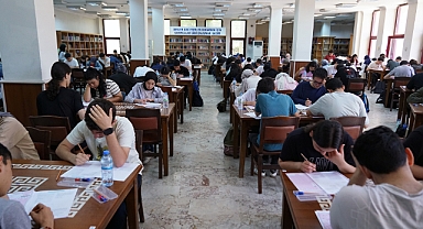 Büyükşehir’den 11 İlçede Üniversite Adaylarına YKS Provası