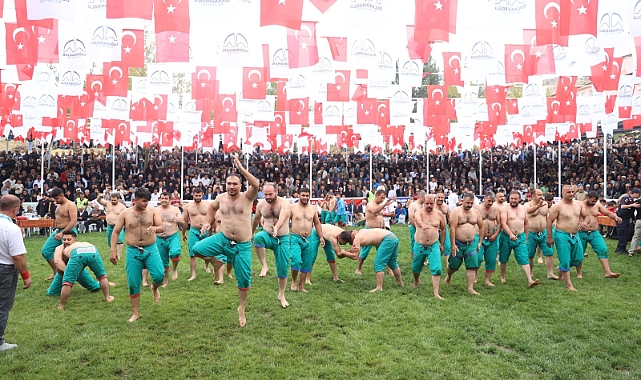 14. GELENEKSEL BERTİZ BAYDEMİRLİ KISA ŞALVAR GÜREŞ FESTİVALİ COŞKUYLA GERÇEKLEŞTİRİLDİ