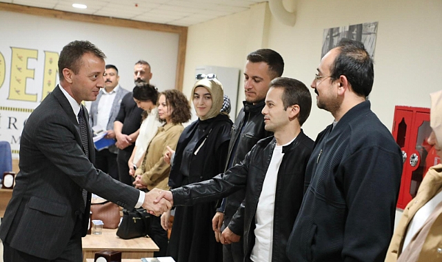 Dulkadiroğlu İlçe Milli Eğitim Müdürlüğü Kitap Okuma Kulübü “Tatar Çölü” Üzerine Buluştu