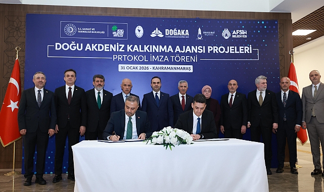 Başkan Toptaş, Bakan Fatih Kacır’ın Katıldığı İmza Töreninde ONİKAD’ın Protokolünü İmzaladı