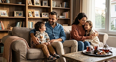 Güçlü Aile İlişkilerinin Anahtarı: Dinlemek, Anlamak ve Saygı Göstermek