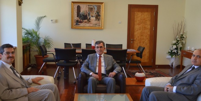 ATEŞ VE AKTAŞ’TAN REKTÖR KARAASLAN’A VEDA ZİYARETİ.