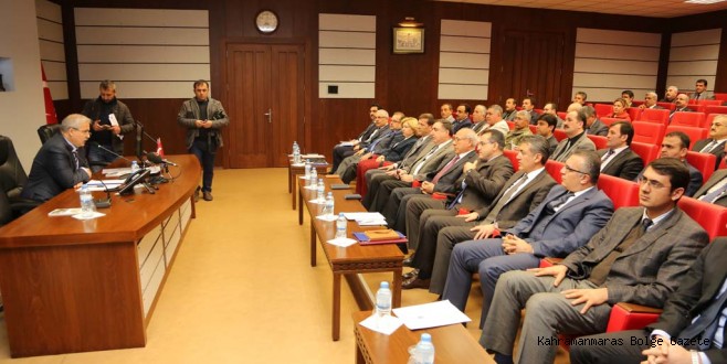 BASIN BİLGİLENDİRME VE EŞGÜDÜM TOPLANTISI VALİ GÜVENÇER BAŞKANLIĞINDA YAPILDI