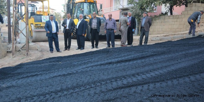 BAŞKAN BOZDAĞ SICAK ASFALT ÇALIŞMASINI YERİNDE İNCELEDİ