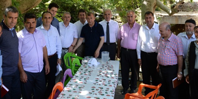 BAŞKAN MAHÇİÇEK VE EKİBİNE HİZMET YOLUNDA DURMAK YOK.
