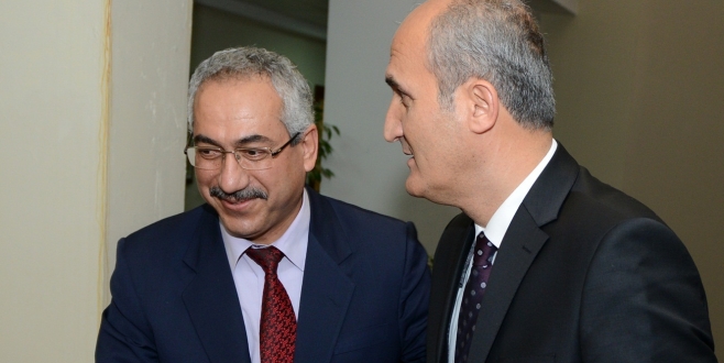 BAŞKAN OKAY’DAN REKTÖR PROF.DR.DEVECİ’YE ZİYARET.