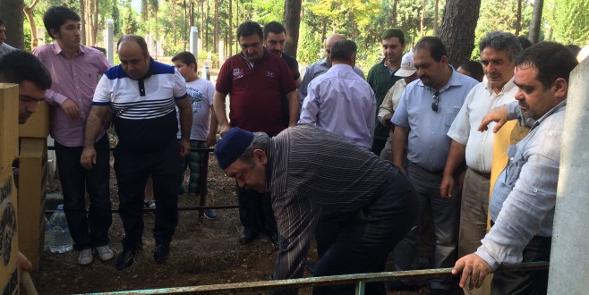 BİÇKES AİLESİ SAİT BİÇKES’İ KAYBETMENİN ÜZÜNTÜSÜNÜ YAŞIYOR.