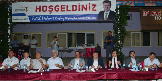 BÜYÜKŞEHİR BELEDİYESİ MOBİL MUTFAK TIRI TÜRKOĞLU’NDA İFTAR DAĞITTI.