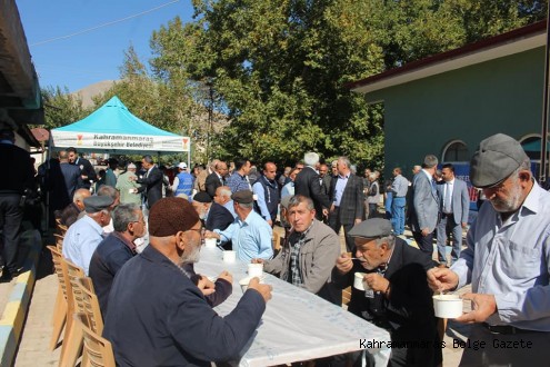 BÜYÜKŞEHİR’DEN EKİNÖZÜ’NDE BİNLERCE KİŞİYE AŞURE İKRAMI