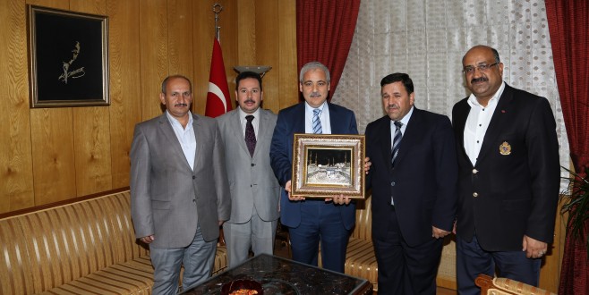 CAMİLER HAFTASI, VALİ GÜVENÇERE ANLAMLI ZİYARET