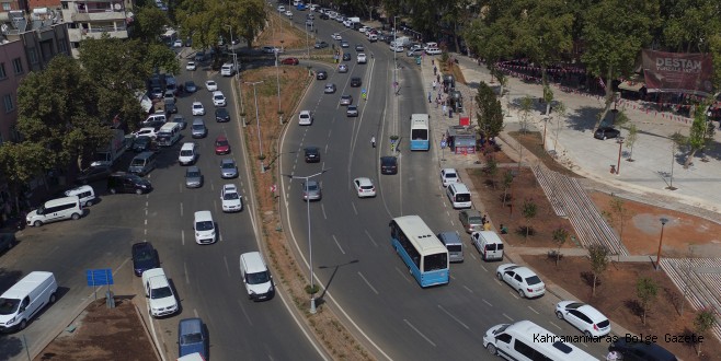 DEMOKRASİ MEYDANINDA DÜZENLEMELER DEVAM EDİYOR