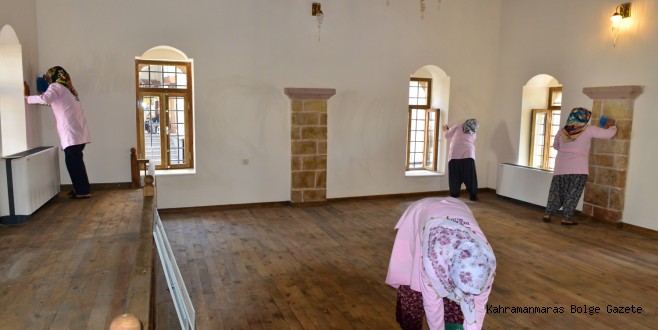 DULKADİROĞLU'NDAN CAMİLERE ÖZEL HİZMET