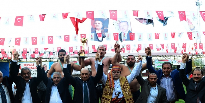 GRUP BAŞKANVEKİLİ ÜNAL, GÜREŞ AĞASI OLDU