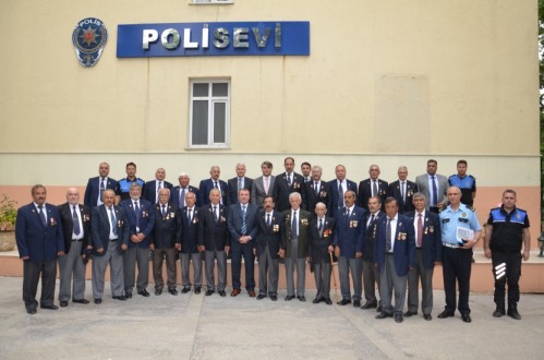 İL EMNİYET MÜDÜRÜ ADALAR HUZUR TOPLANTISI GERÇEKLEŞTİRDİ.
