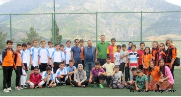 ILICA BÖLGESİ OKULLAR ARASI TURNUVALAR NEFES KESTİ