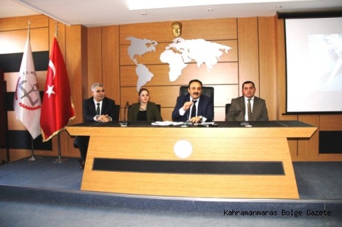 İLİMİZDE ONKİŞUBAT VE DULKADİROĞLU İLÇESİ OKUL MÜDÜRLERİNE YÖNELİK 2016 YILI OKUL SÜTÜ PROĞRAMI EĞİTİMİ VERİLDİ