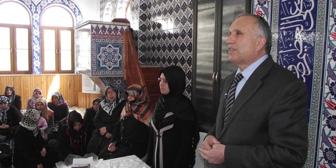 İSLAMDA KADININ YERİ ANLATILDI…