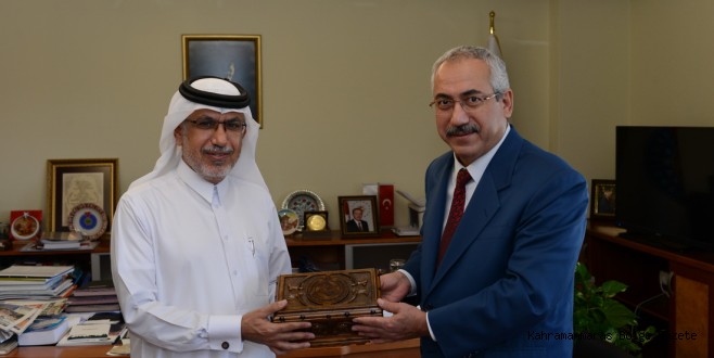 KATARLI YAZAR AL-HARMİ, REKTÖR DEVECİ’Yİ ZİYARET ETTİ