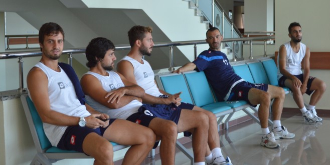 KMS’Lİ FUTBOLCULAR KSÜ HASTANESİNDE SAĞLIK KONTROLÜNDEN GEÇTİ