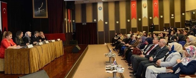 KSÜ’DE “KADINA ŞİDDETE BAKIŞ” KONULU PANEL DÜZENLENDİ