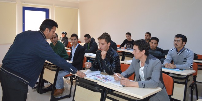 KSÜ TÖMER’DE TÜRKÇE ÖĞRETİM KURSLARI BAŞLADI.