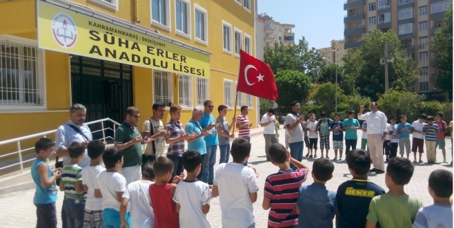 LİDER GENÇLİKLE OKULLAR HAYAT OLMAYA DEVAM EDİYOR
