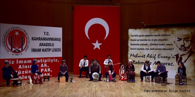 MEHMET AKİF ERSOY’A MUHTEŞEM ANMA PROGRAMI